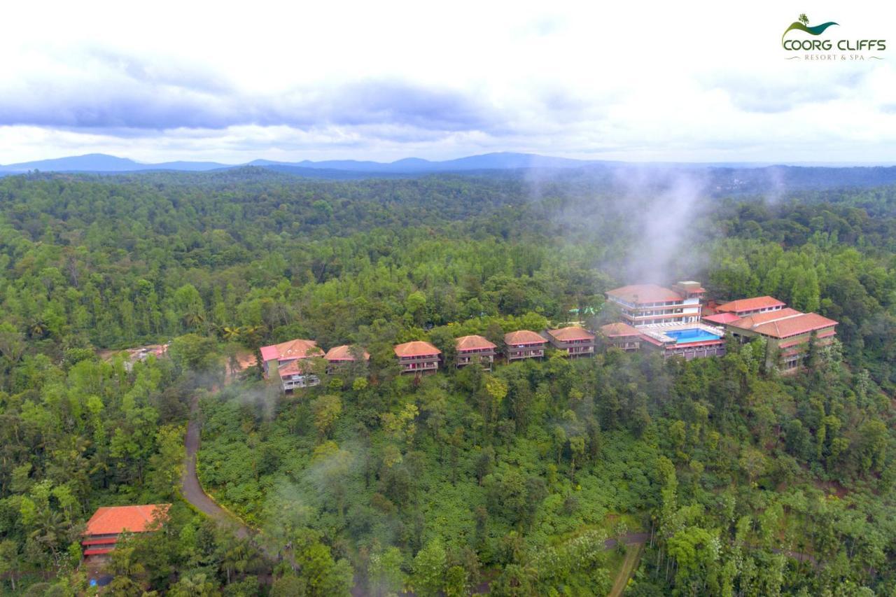 Coorg Cliffs Resorts Ammatti Exterior photo